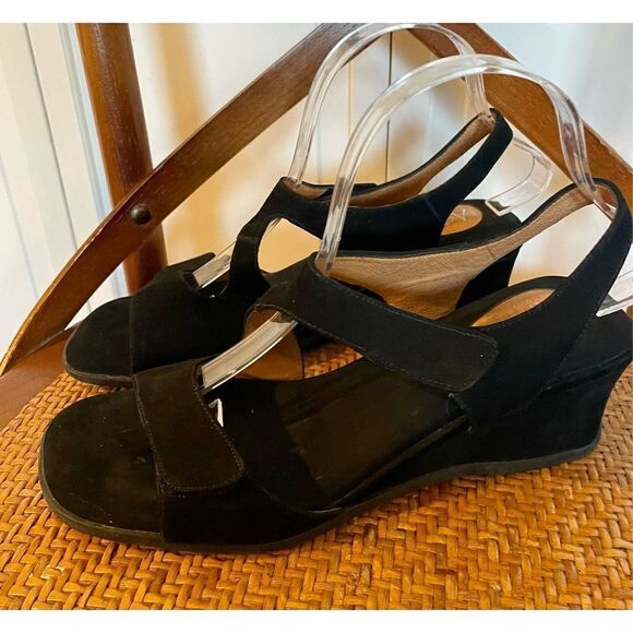 Clarks Artisan collection black suede wedge sandals 8.5 - Picture 4 of 9